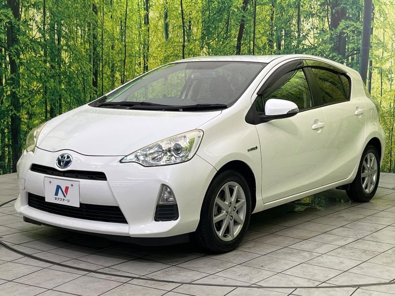2012 Toyota Aqua DAA-NHP10 (UW-6a89145006992)[8]