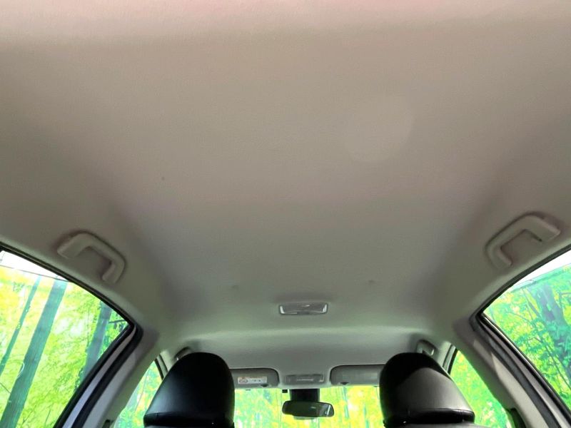 2015 Toyota Aqua DAA-NHP10 (UW-6a89145419a19)[14]