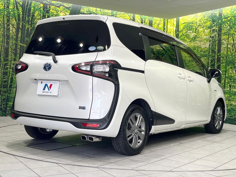 2016 Toyota Sienta DAA-NHP170G (UW-6a89145c52453)[18]