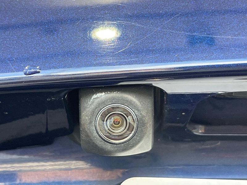 2018 Toyota Vitz DBA-NSP130 (UW-6a8914623eee8)[21]
