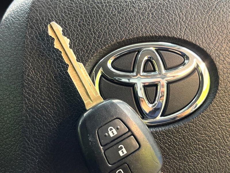 2018 Toyota Sienta DBA-NSP170G (UW-6a891466bab9a)[14]