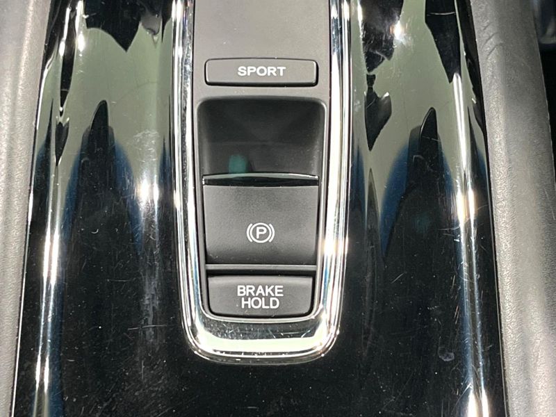 2015 Honda Vezel DAA-RU3 (UW-6a89147fed144)[20]