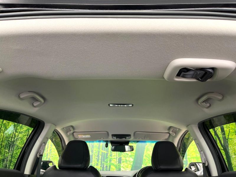 2019 Honda Vezel DAA-RU3 (UW-6a891483e05ad)[24]