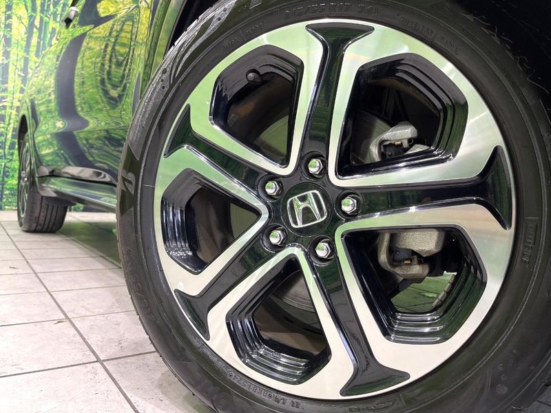 2019 Honda Vezel DAA-RU3 (UW-6a891483e05ad)[18]