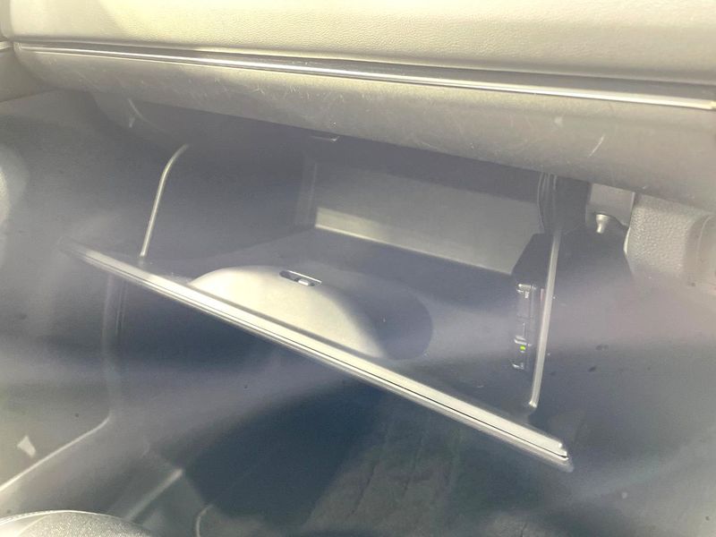 2021 Honda Vezel 6AA-RV5 (UW-6a89148767d3c)[17]