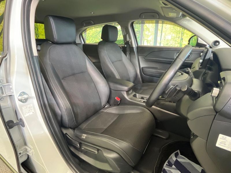 2022 Honda Vezel 6AA-RV5 (UW-6a89148a13b90)[25]