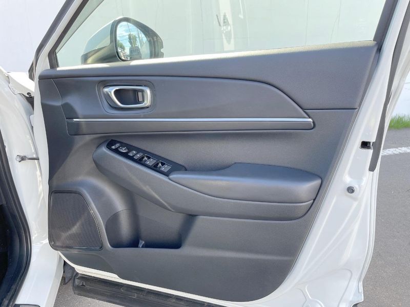 2021 Honda Vezel 6AA-RV6 (UW-6a8914923fd52)[21]