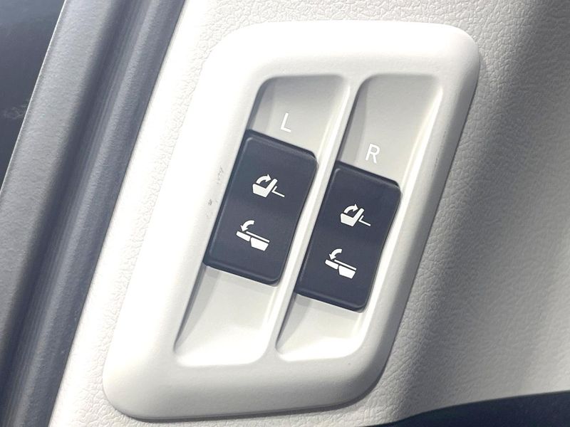 2023 Toyota Land Cruiser Prado 3BA-TRJ150W (UW-6a8914bf0a35a)[14]