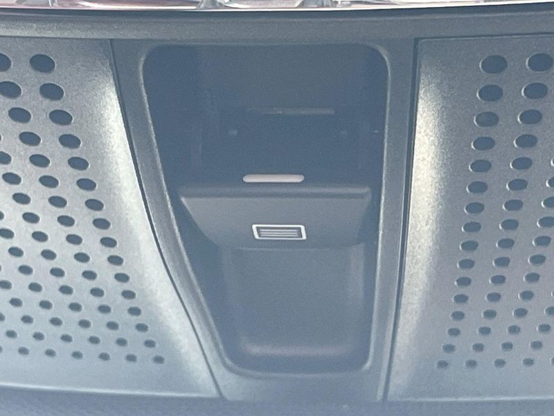 2019 Mercedes Benz CLS Class DAA-257359 (UW-6a8914e8a69d7)[26]