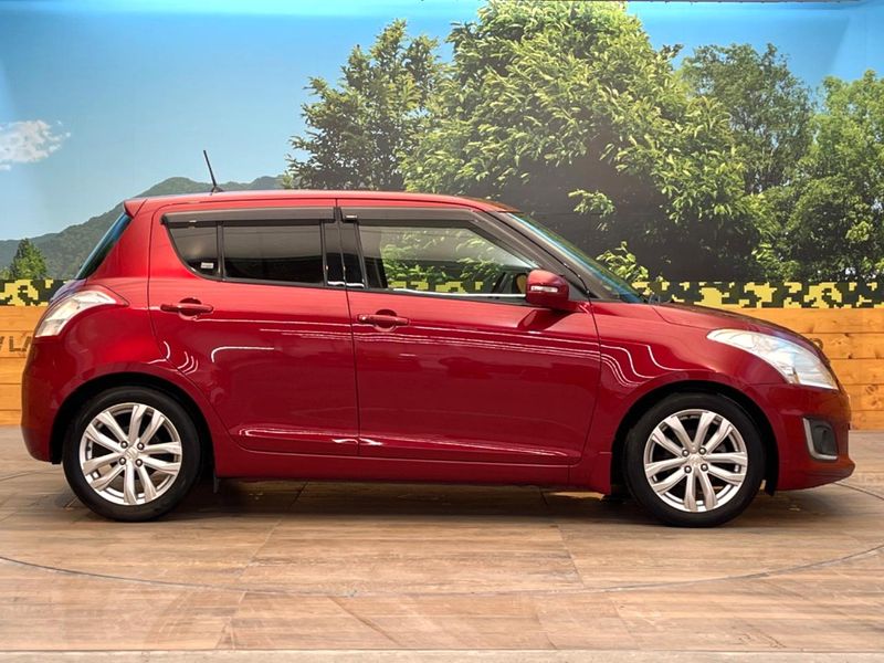 2013 Suzuki Swift DBA-ZC72S (UW-6a8914fef3bc6)[10]