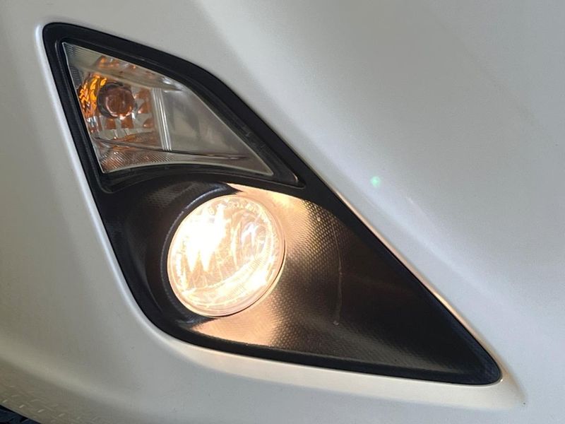 2013 Toyota 86 DBA-ZN6 (UW-6a891503db06c)[13]