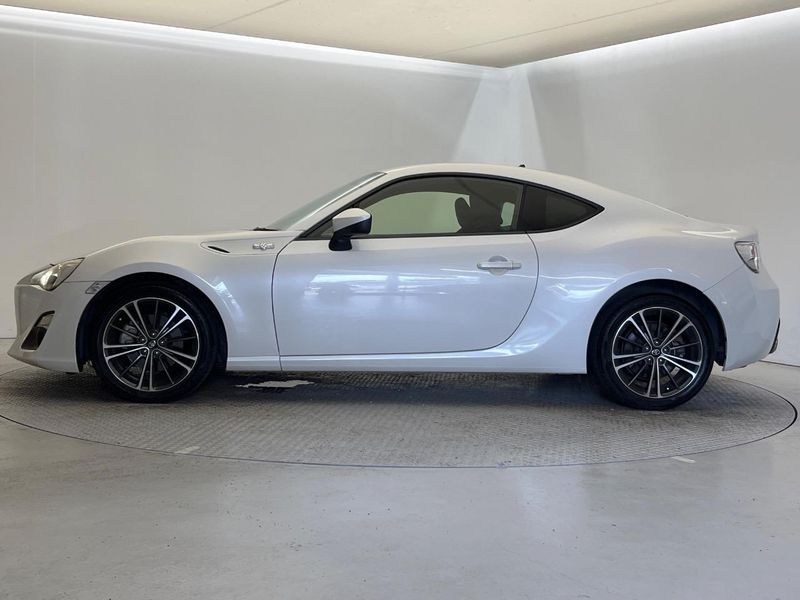 2013 Toyota 86 DBA-ZN6 (UW-6a891503db06c)[27]