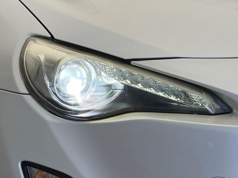 2013 Toyota 86 DBA-ZN6 (UW-6a891503db06c)[12]