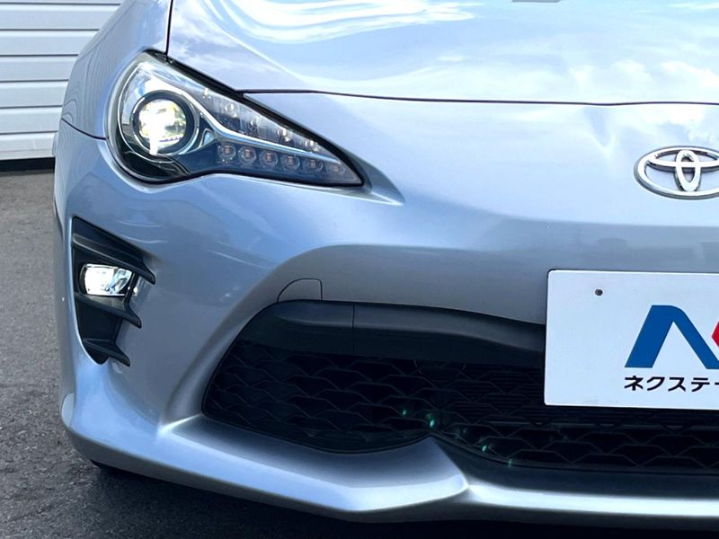 2017 Toyota 86 DBA-ZN6 (UW-6a8915048f69c)[15]