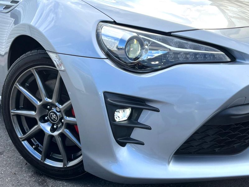 2017 Toyota 86 DBA-ZN6 (UW-6a8915048f69c)[10]