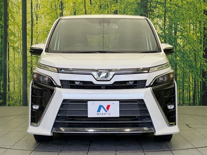 2018 Toyota Voxy DBA-ZRR80W (UW-6a891510cf967)[5]