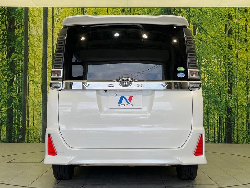 2018 Toyota Voxy DBA-ZRR80W (UW-6a891510cf967)[9]