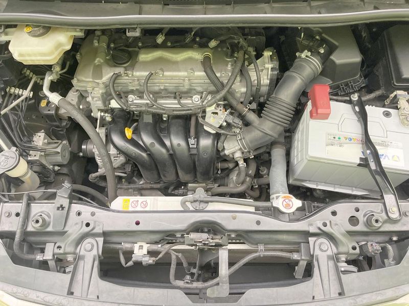 2019 Toyota Noah DBA-ZRR80W (UW-6a89151430b6a)[6]