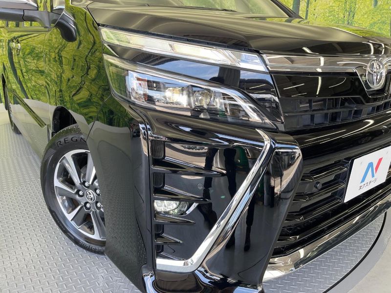 2021 Toyota Voxy 3BA-ZRR80W (UW-6a891518cf6b5)[15]