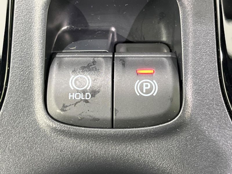 2022 Toyota Corolla Cross 6AA-ZVG15 (UW-6a89152b8f751)[24]