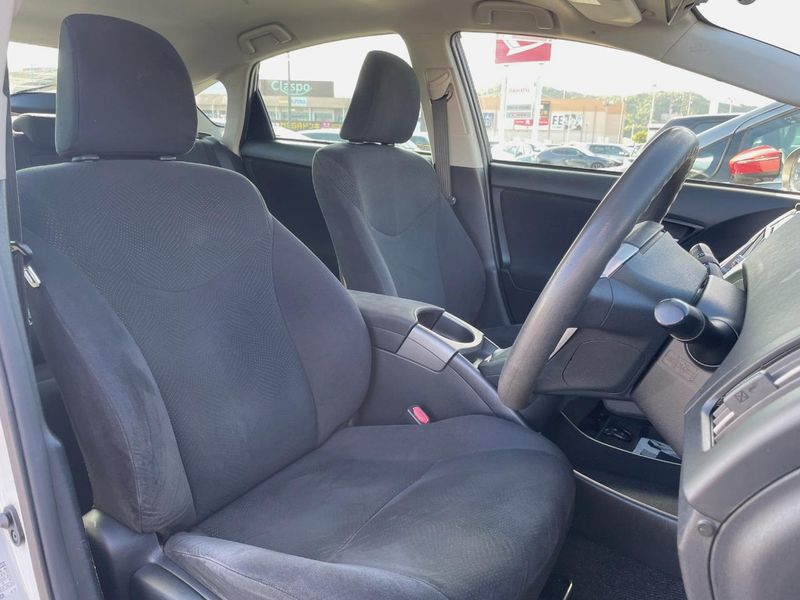 2014 Toyota Prius DAA-ZVW30 (UW-6a8915323c752)[23]