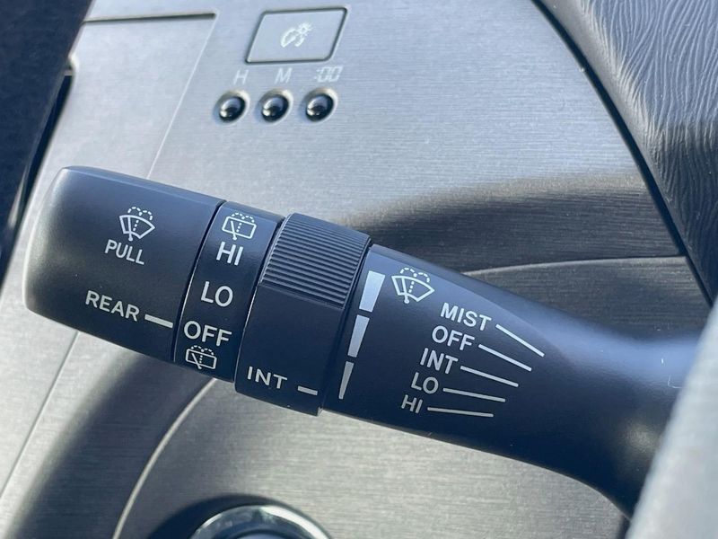 2014 Toyota Prius DAA-ZVW30 (UW-6a8915323c752)[8]