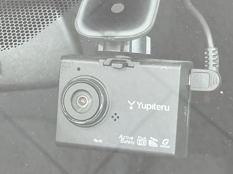 2016 Toyota Prius DAA-ZVW50 (UW-6a891535ae1e8)[12]