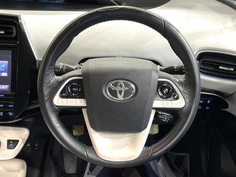 2016 Toyota Prius DAA-ZVW51 (UW-6a89153a35612)[25]