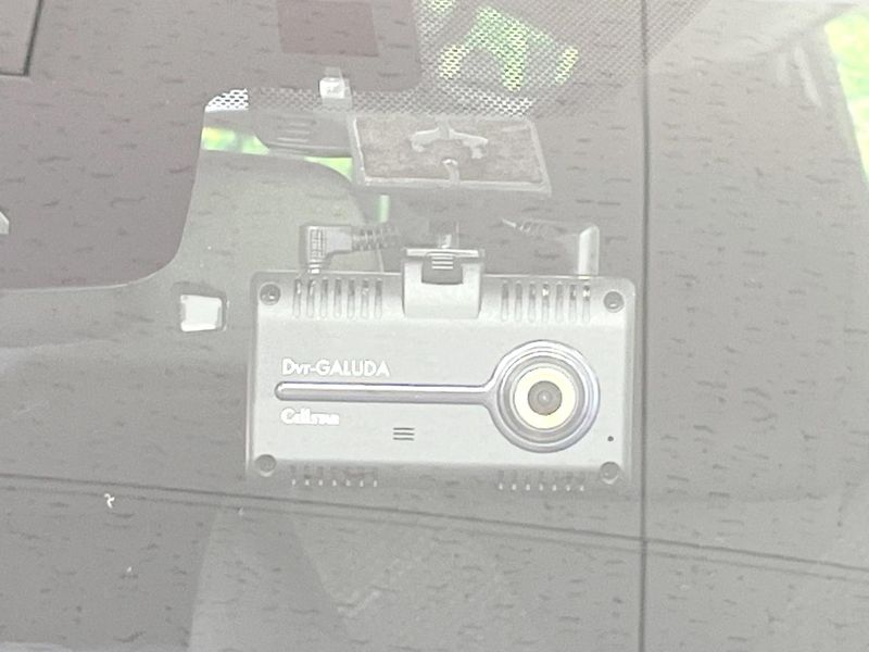 2019 Toyota Prius DAA-ZVW51 (UW-6a89153c6d66b)[9]