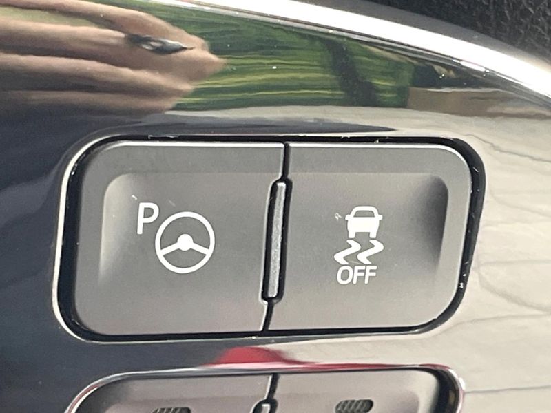 2019 Toyota Prius DAA-ZVW51 (UW-6a891541bf517)[8]
