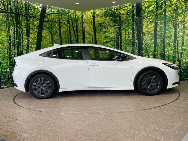 2023 Toyota Prius 6AA-ZVW60 (UW-6a891545e8f8b)[16]
