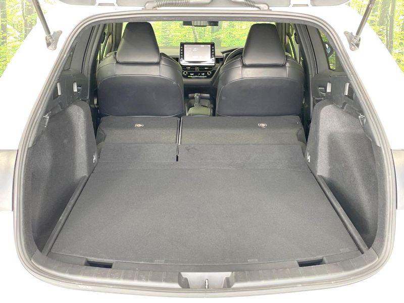 2019 Toyota Corolla Touring 6AA-ZWE211W (UW-6a891548c2cf0)[9]