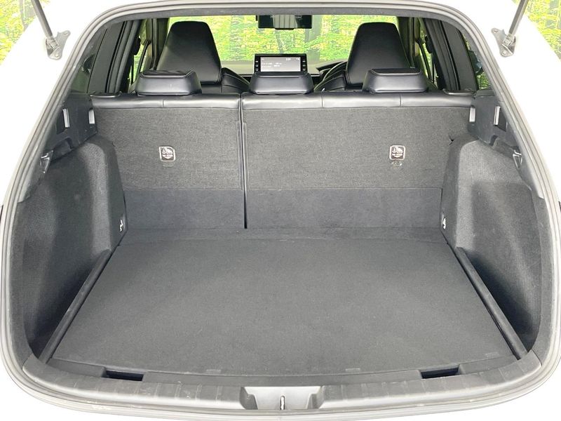 2019 Toyota Corolla Touring 6AA-ZWE211W (UW-6a891548c2cf0)[6]