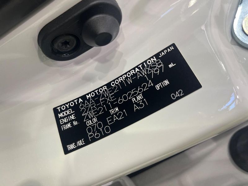 2020 Toyota Corolla Touring 6AA-ZWE211W (UW-6a8915494e16d)[1]