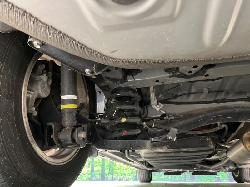 2019 Toyota Noah DAA-ZWR80G (UW-6a8915513d91b)[28]