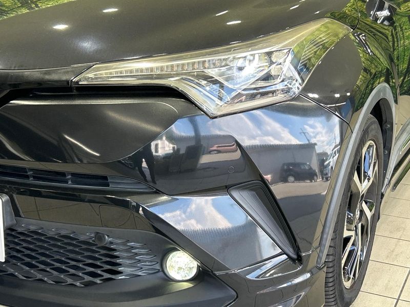 2017 Toyota C-HR DAA-ZYX10 (UW-6a89156645ace)[21]