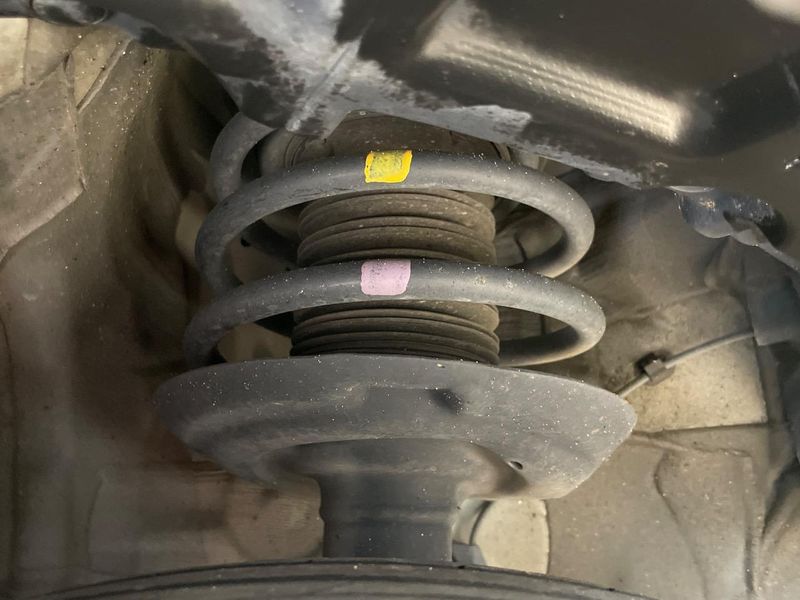 2018 Toyota C-HR DAA-ZYX10 (UW-6a8915698b223)[8]