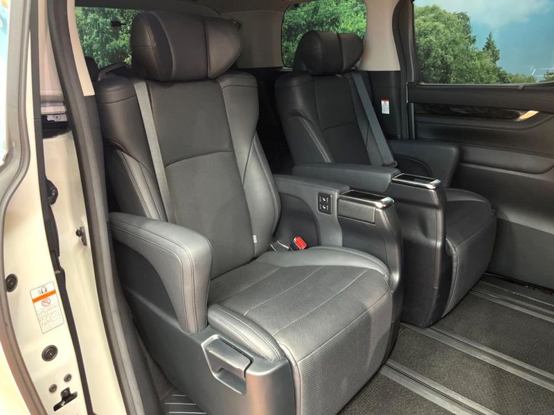 2021 Toyota Alphard 3BA-AGH30W (UW-6a8a63170edfa)[8]
