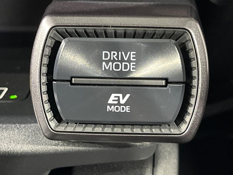 2026 Toyota RAV4 6AA-AXAN64 (UW-6a8a633c98673)[22]