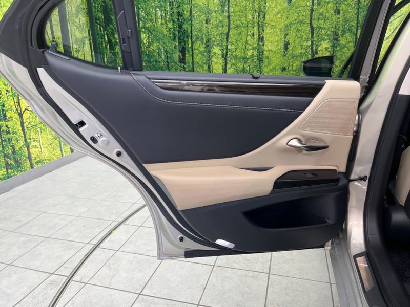 2019 Lexus ES 6AA-AXZH10 (UW-6a8a634d4fdcb)[28]