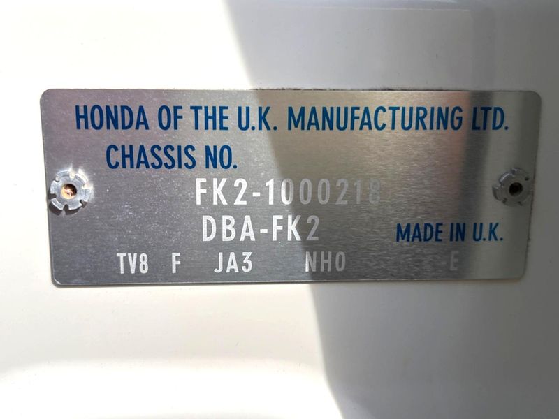 2016 Honda Civic DBA-FK2 (UW-6a8a63c169d15)[1]