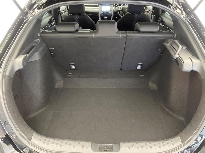 2019 Honda Civic DBA-FK7 (UW-6a8a63c1ea27a)[25]