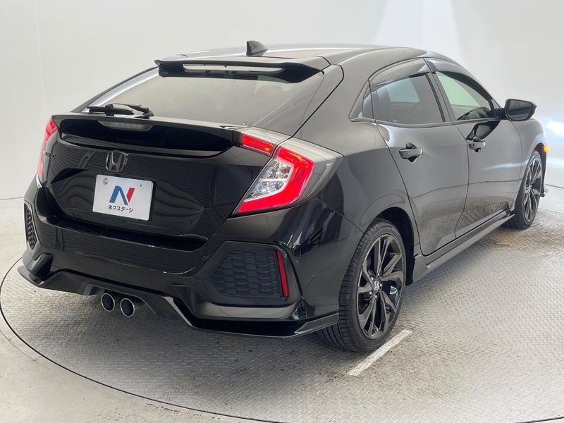 2019 Honda Civic DBA-FK7 (UW-6a8a63c1ea27a)[16]