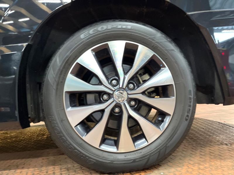2017 Nissan Serena DAA-GFC27 (UW-6a8a63d838433)[8]