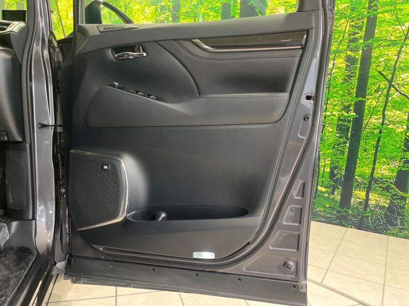 2015 Toyota Vellfire DBA-GGH30W (UW-6a8a63e7678a4)[25]
