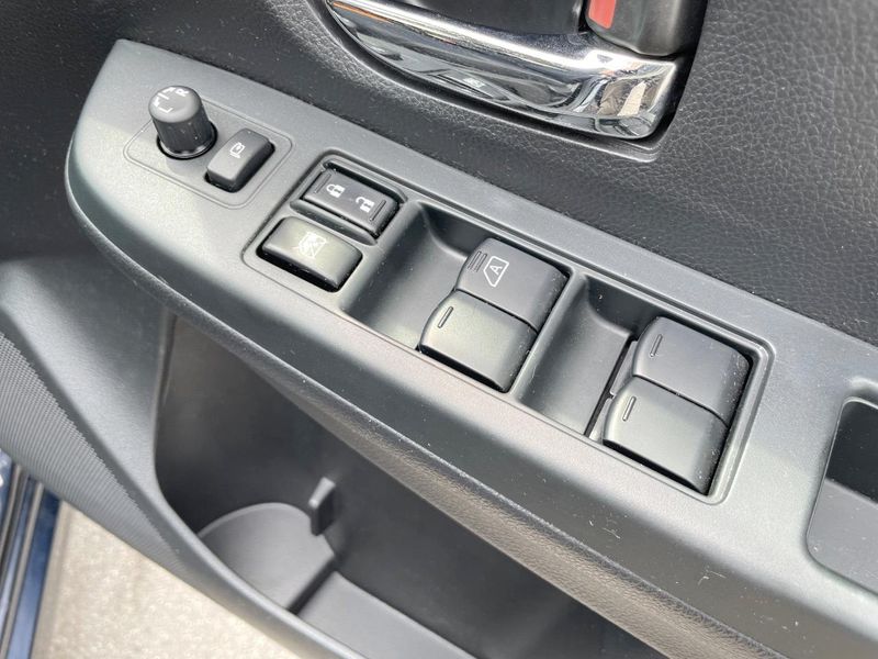 2012 Subaru Impreza G4 DBA-GJ3 (UW-6a8a63e7d91ac)[13]
