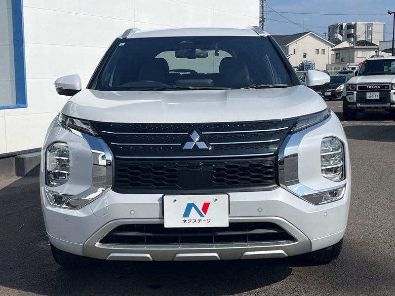 2022 Mitsubishi OUTLANDER PHEV 5LA-GN0W (UW-6a8a63eb601de)[9]