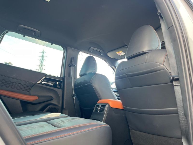 2022 Mitsubishi OUTLANDER PHEV 5LA-GN0W (UW-6a8a63eb601de)[20]