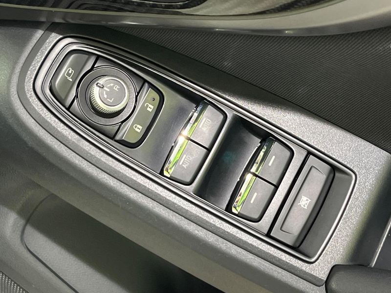 2018 Subaru XV DBA-GT7 (UW-6a8a63ff84965)[8]