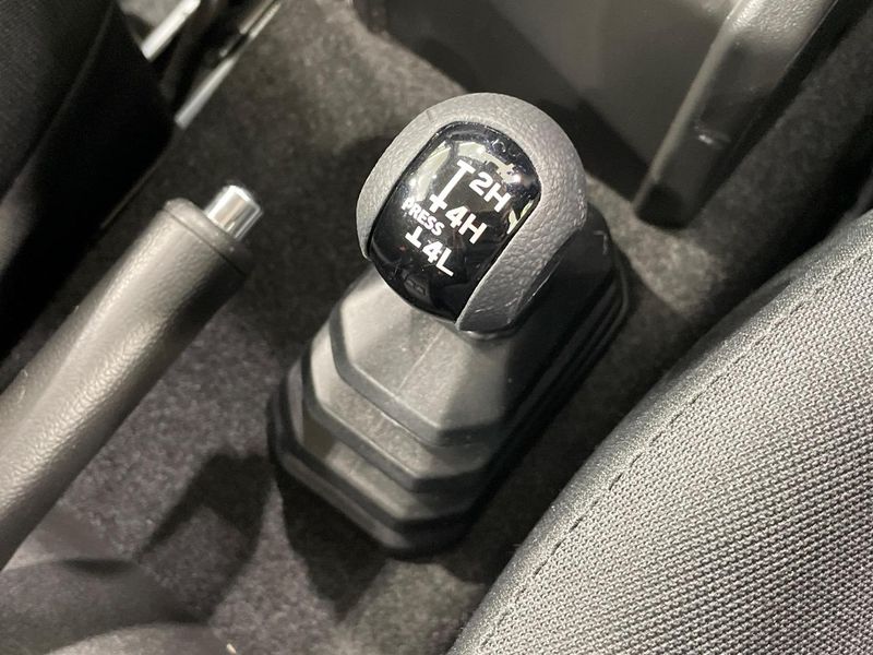 2024 Suzuki Jimny 3BA-JB64W (UW-6a8a6437a070b)[8]